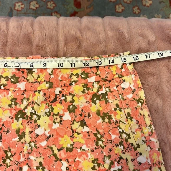 🇺🇸2 for $20🇺🇸 EUC J Crew Factory shorts, side zip, size 6 - Picture 4 of 9